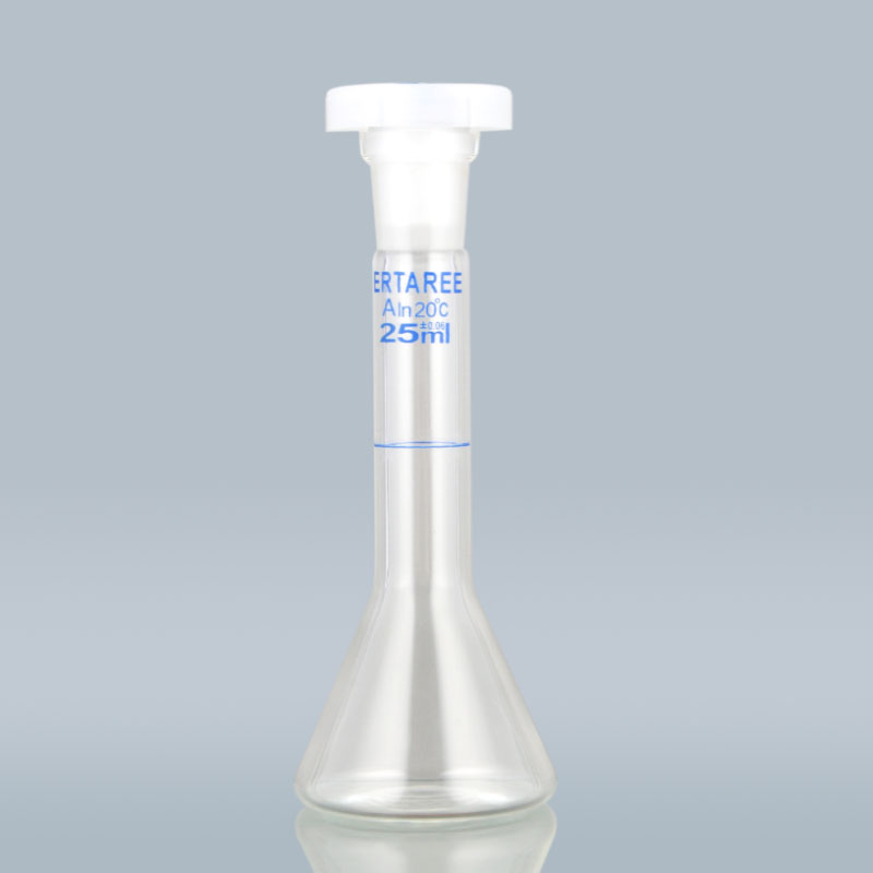 ESV243，透明梯形容量瓶，25ml，PE塞，12/14，±0.03ml，3.3硼硅酸盐玻璃，梯形防倾倒，“IN”校准